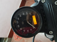 Silver Harley Davidson Iron 883