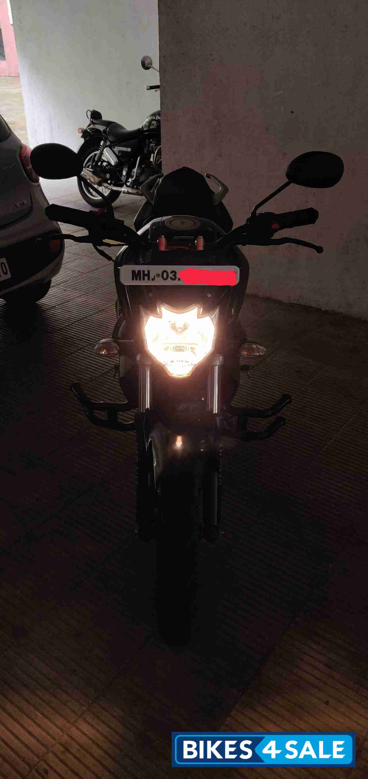 Black Yamaha FZ FI V2