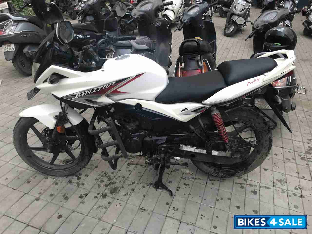Used 2014 model Hero Ignitor for sale in Ahmedabad. ID 235873 Bikes4Sale