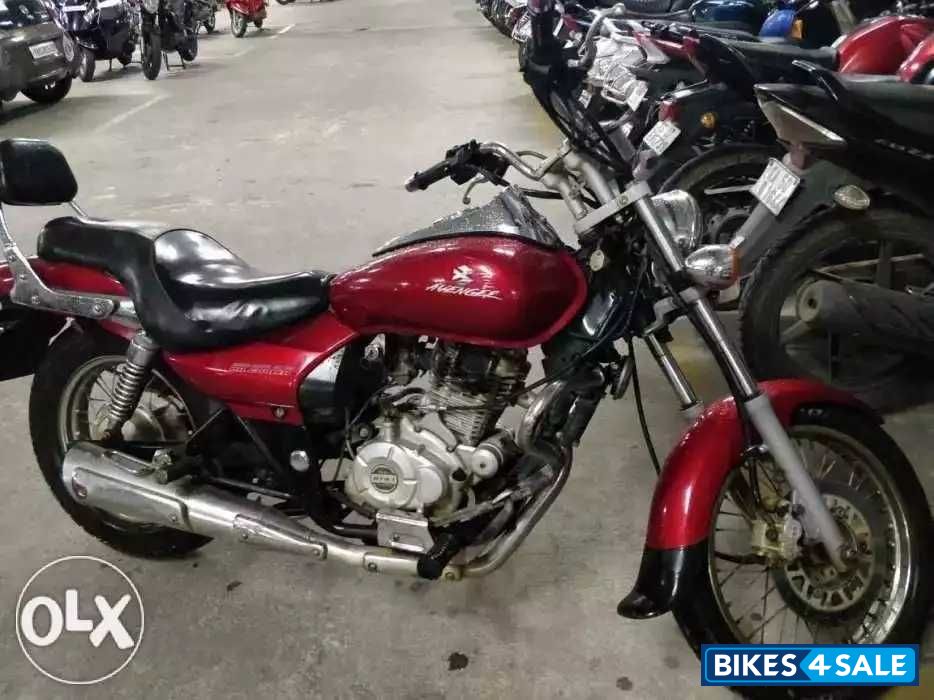 Bajaj Avenger 220 DTS-i