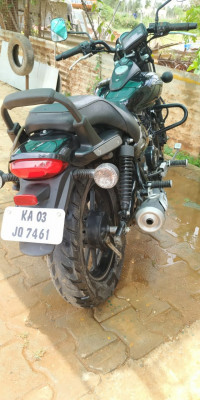 Bajaj Avenger Street 180