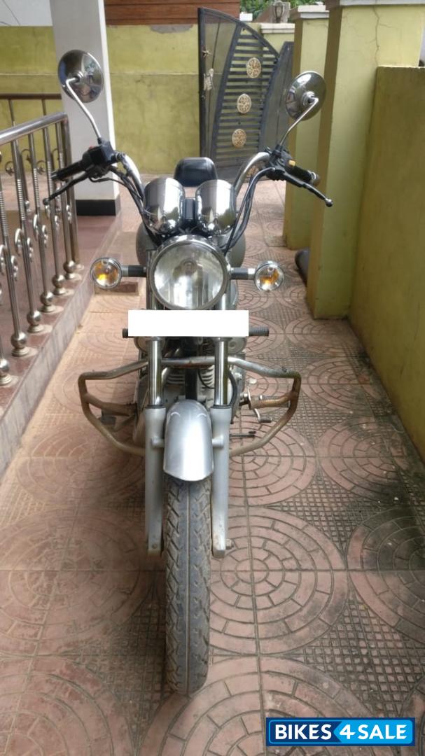 Silver Royal Enfield Thunderbird 350
