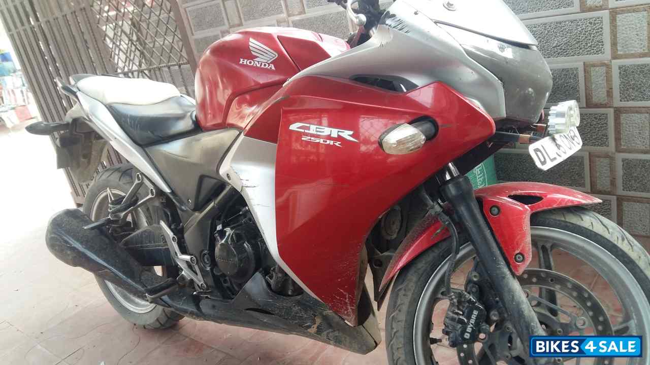 Honda CBR 250R