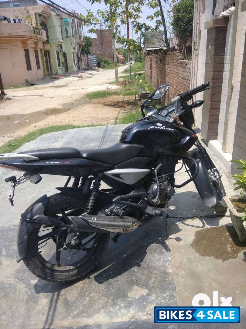 Bajaj Pulsar 135LS