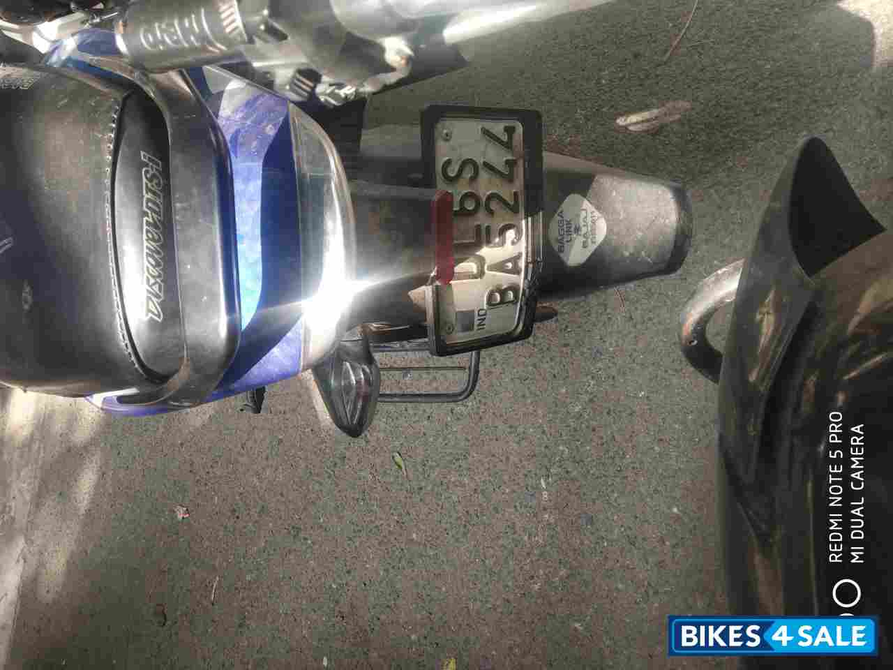 Blue Bajaj Discover 125