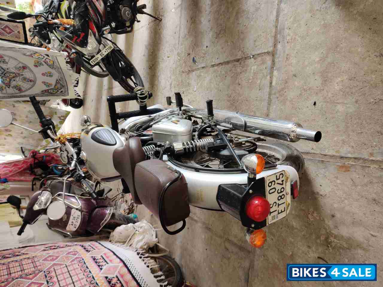 Royal Enfield Classic 350