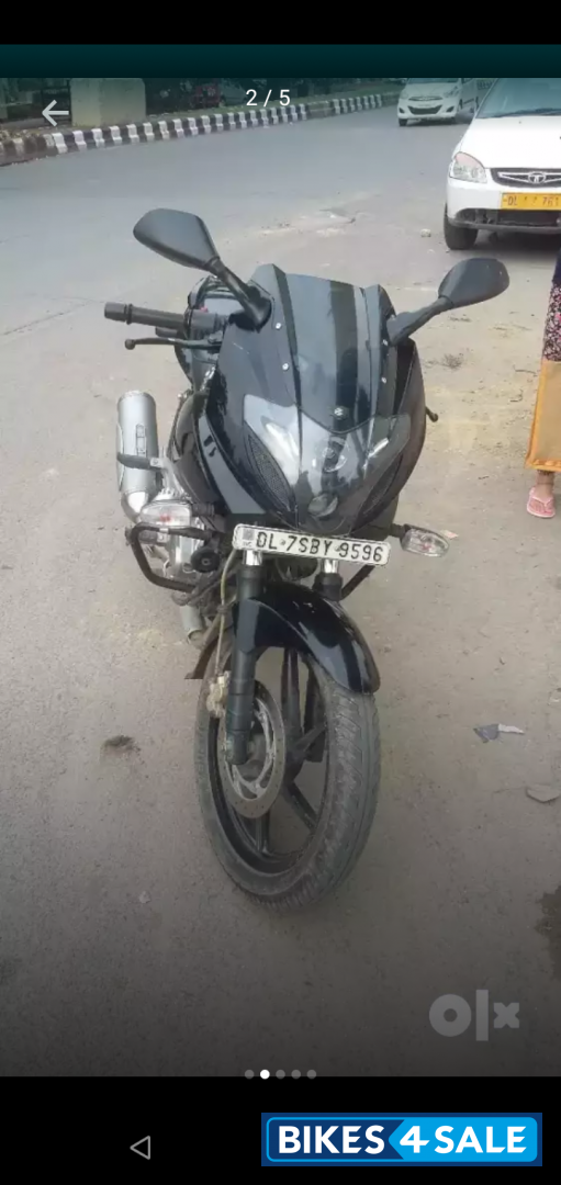 Black Bajaj Pulsar 220 DTSi Black Bajaj Pulsar 220 DTSi