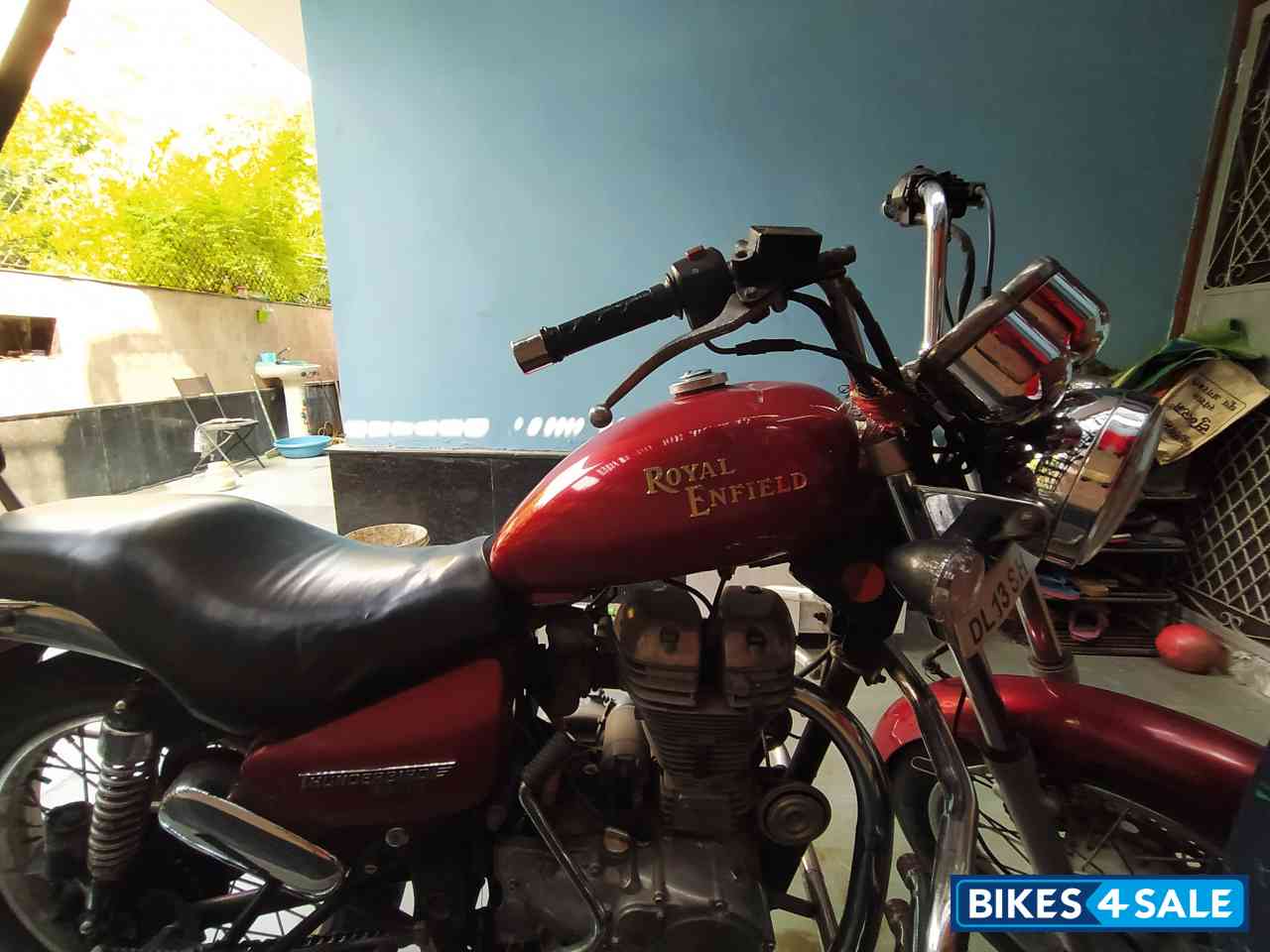 Red Royal Enfield Thunderbird TwinSpark 350