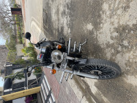 Black Royal Enfield Thunderbird 350