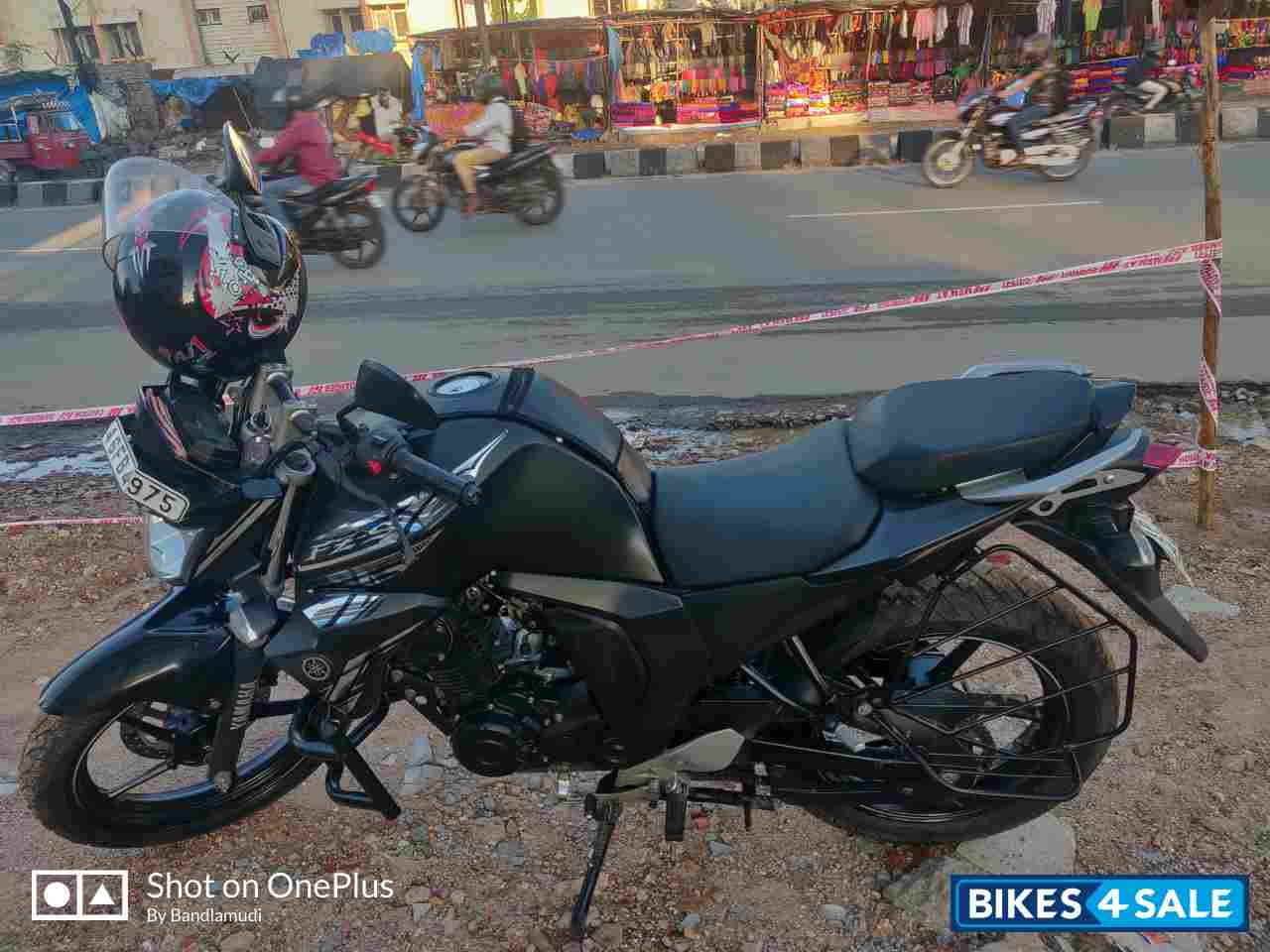 Mat Black Yamaha FZ-S