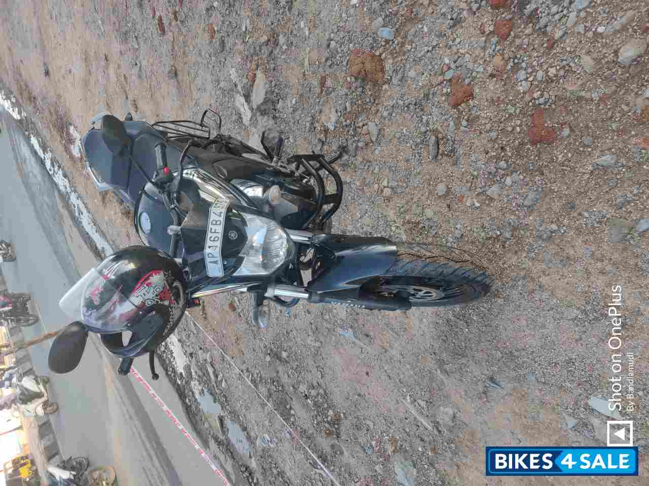 Mat Black Yamaha FZ-S