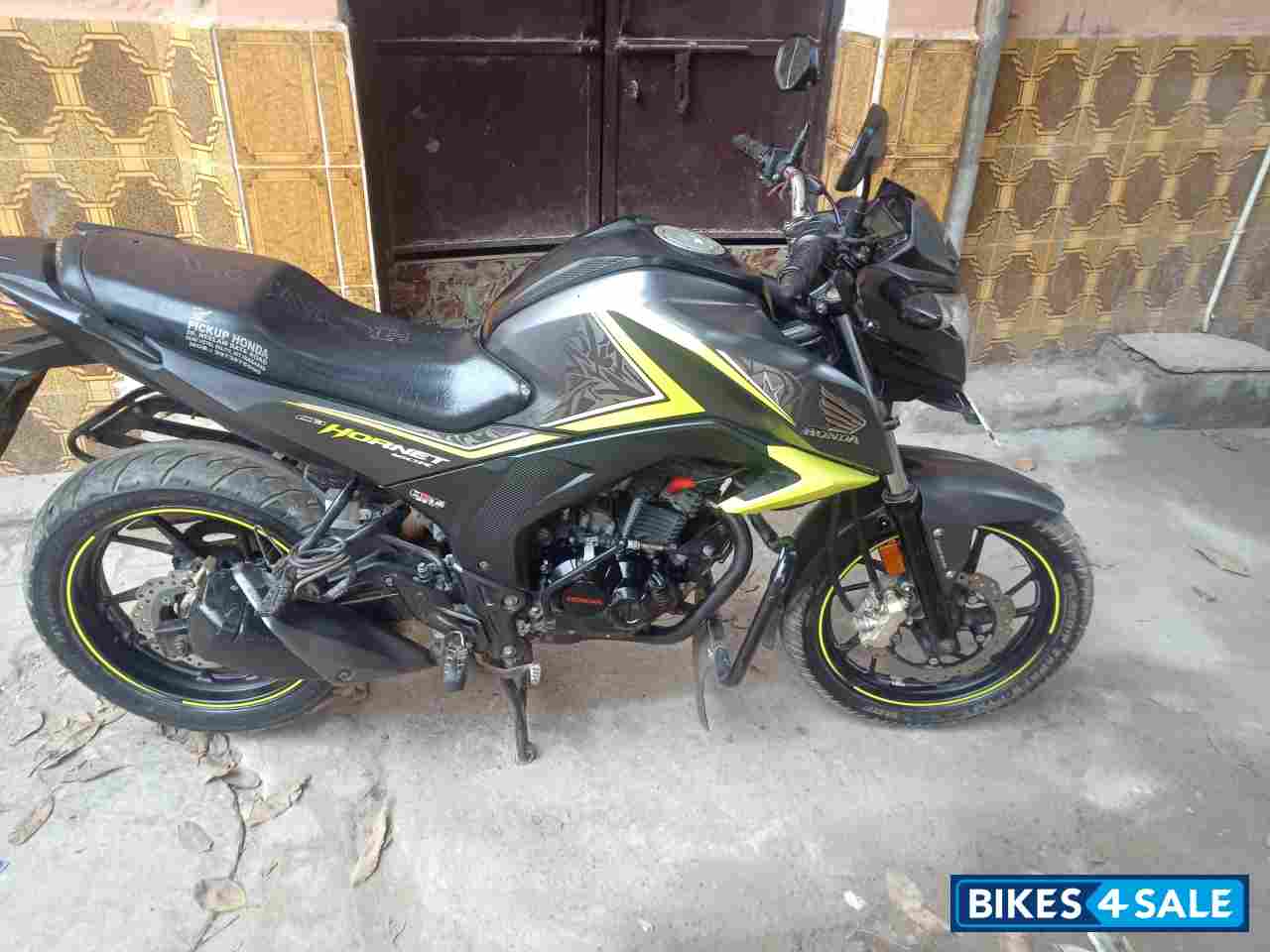 Honda CB Hornet 160R