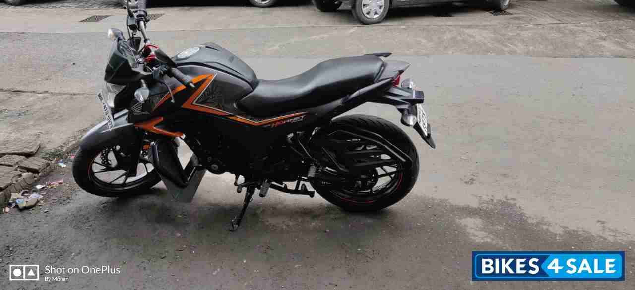 Mars Orange Honda CB Hornet 160R