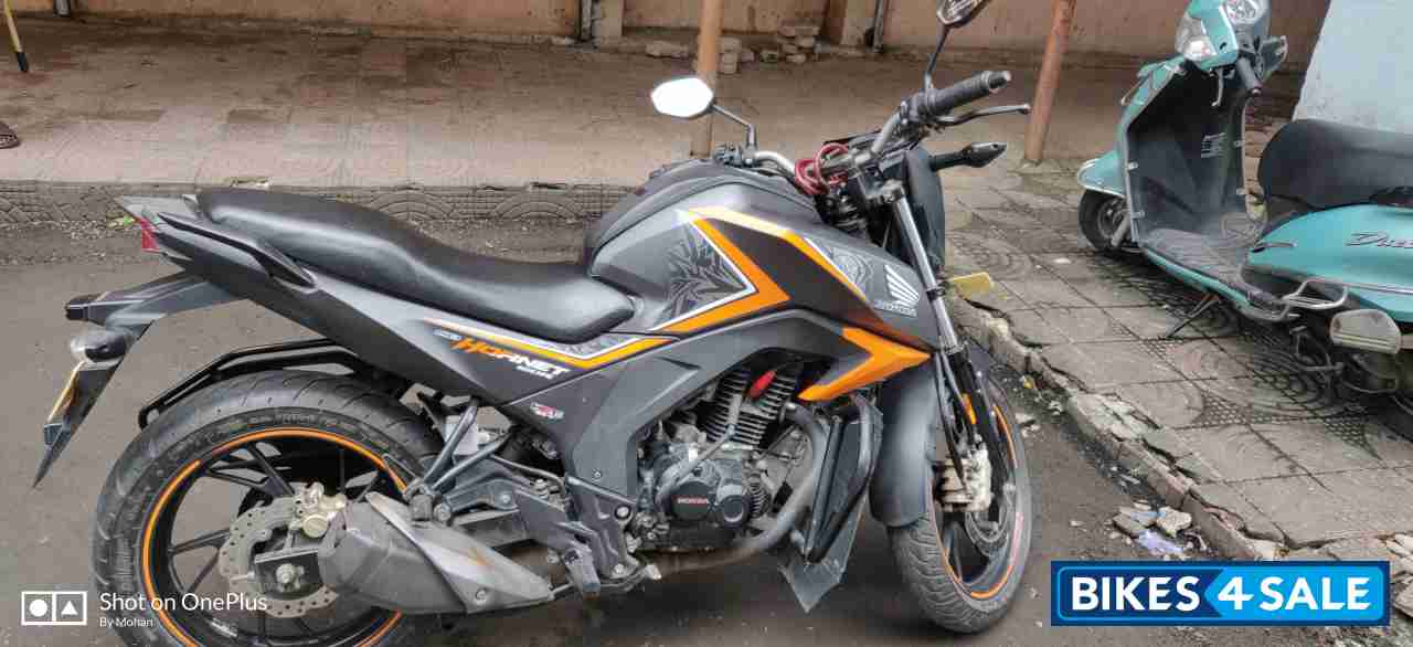Mars Orange Honda CB Hornet 160R