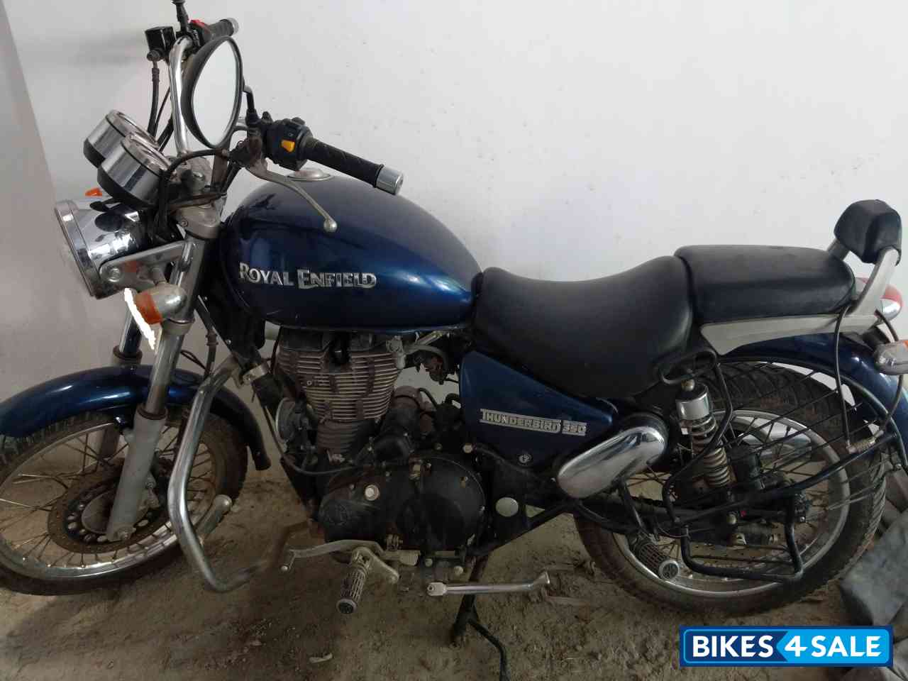 Marine Blue Royal Enfield Thunderbird 350