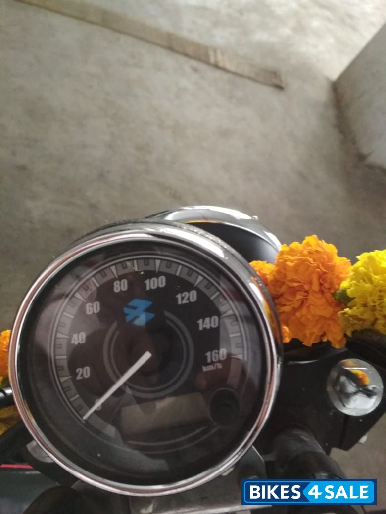 Matt Black Bajaj Avenger Street 220