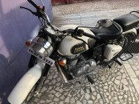 Royal Enfield Classic 350 2017 Model