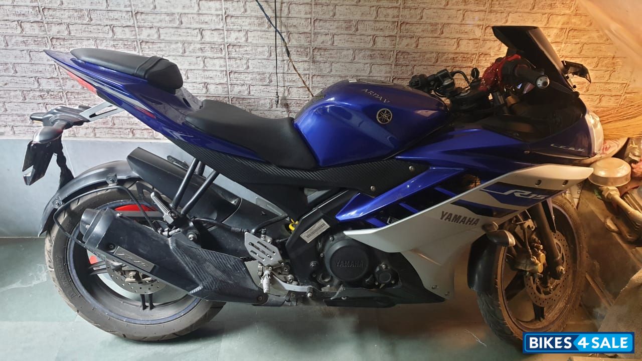 Blue Yamaha YZF R15