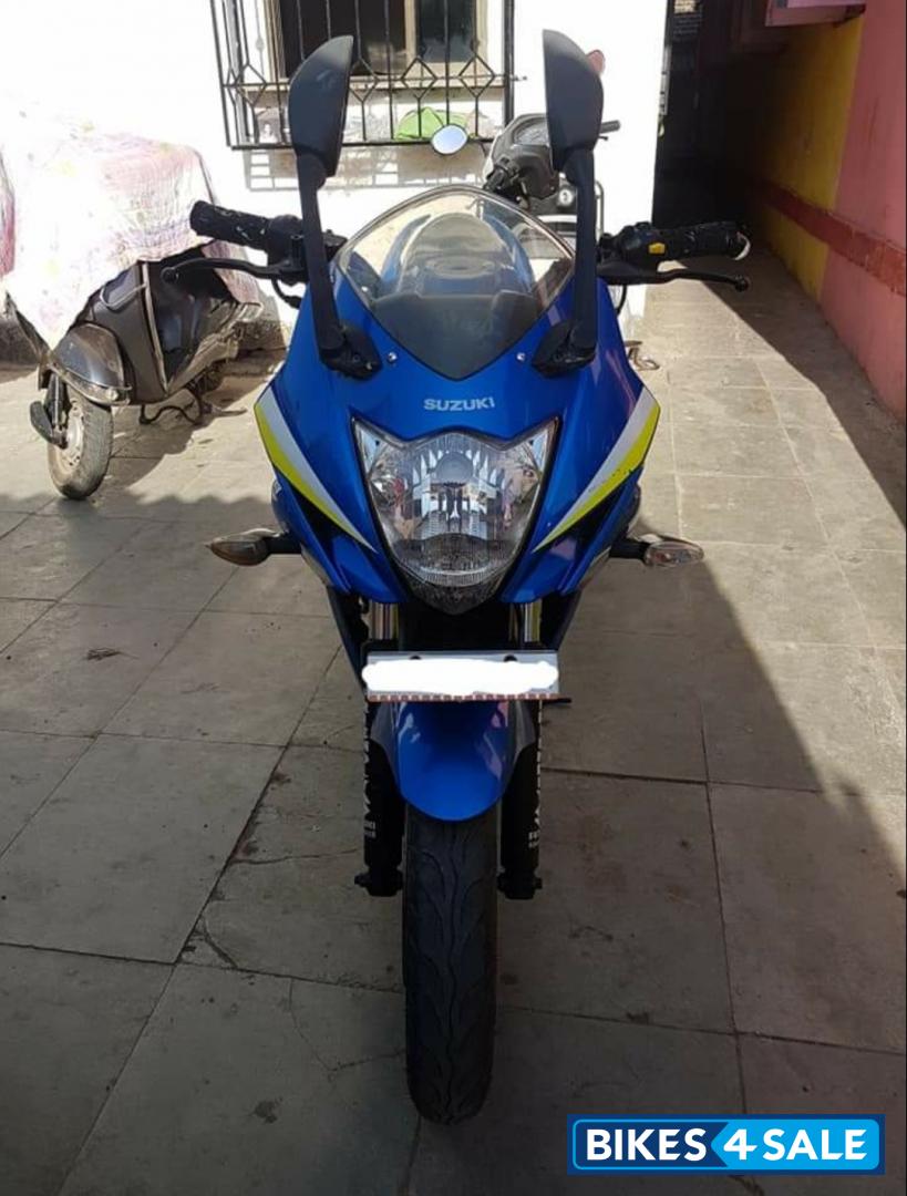 Blue Suzuki Gixxer SF Moto GP