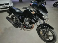 Black Honda Unicorn Dazzler