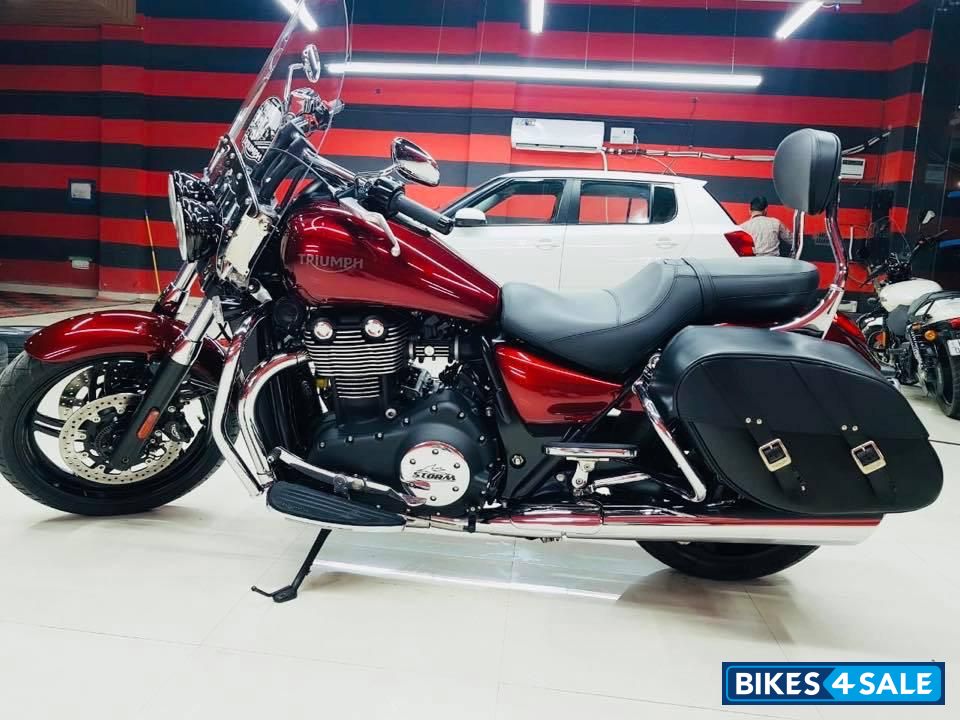 Triumph Thunderbird Storm