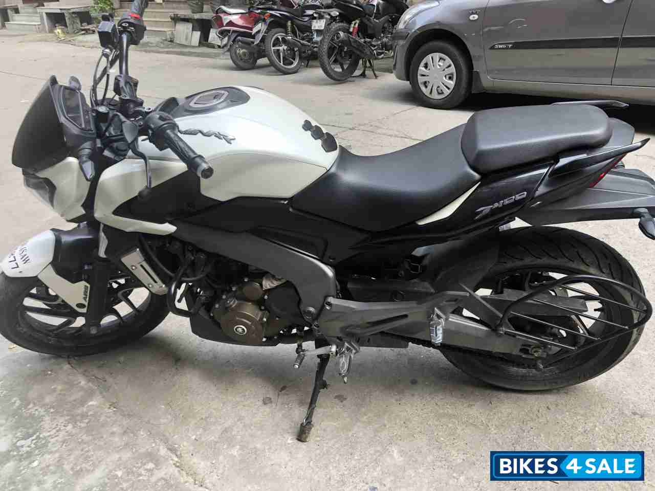Bajaj Dominar 400 Disc