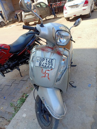 Silver Suzuki Access 125 Special Edition