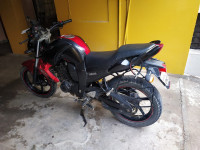 Black Yamaha FZ1
