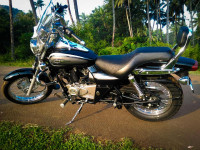 Matt Black Bajaj Avenger Cruise 220