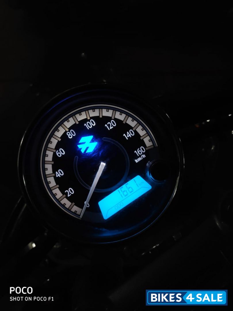 Bajaj Avenger Cruise 220 Bajaj Avenger Cruise 220