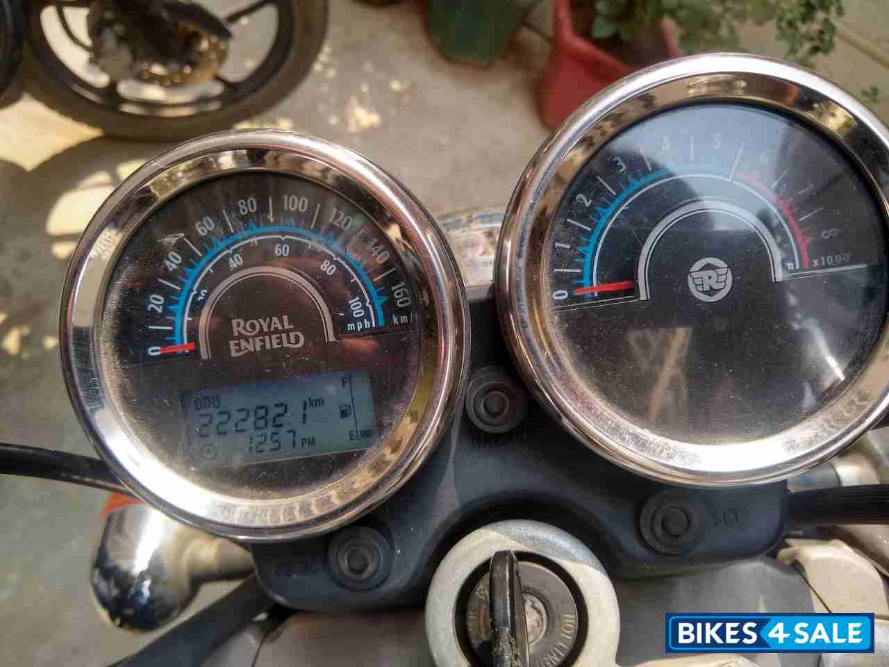 Marine Blue Royal Enfield Thunderbird 350 Marine Blue Royal Enfield Thunderbird 350