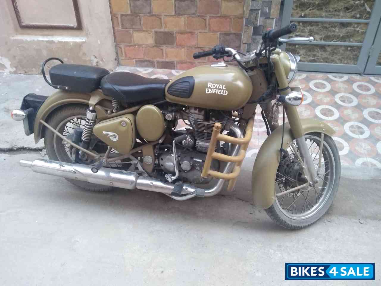 Royal Enfield Classic Desert Storm