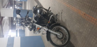 Black Royal Enfield Thunderbird 350