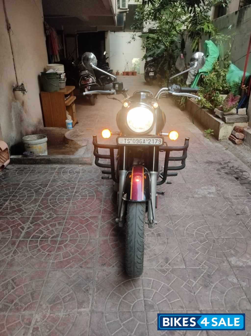 Halcyon Black Royal Enfield Classic 350