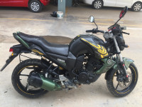 Battle Green Yamaha FZ-S
