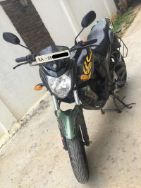 Battle Green Yamaha FZ-S