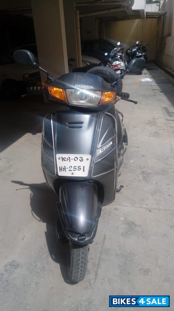 Grey Honda Activa
