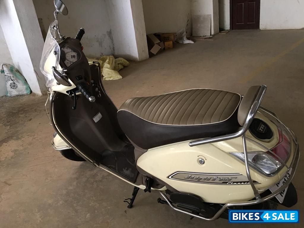 TVS Jupiter Classic
