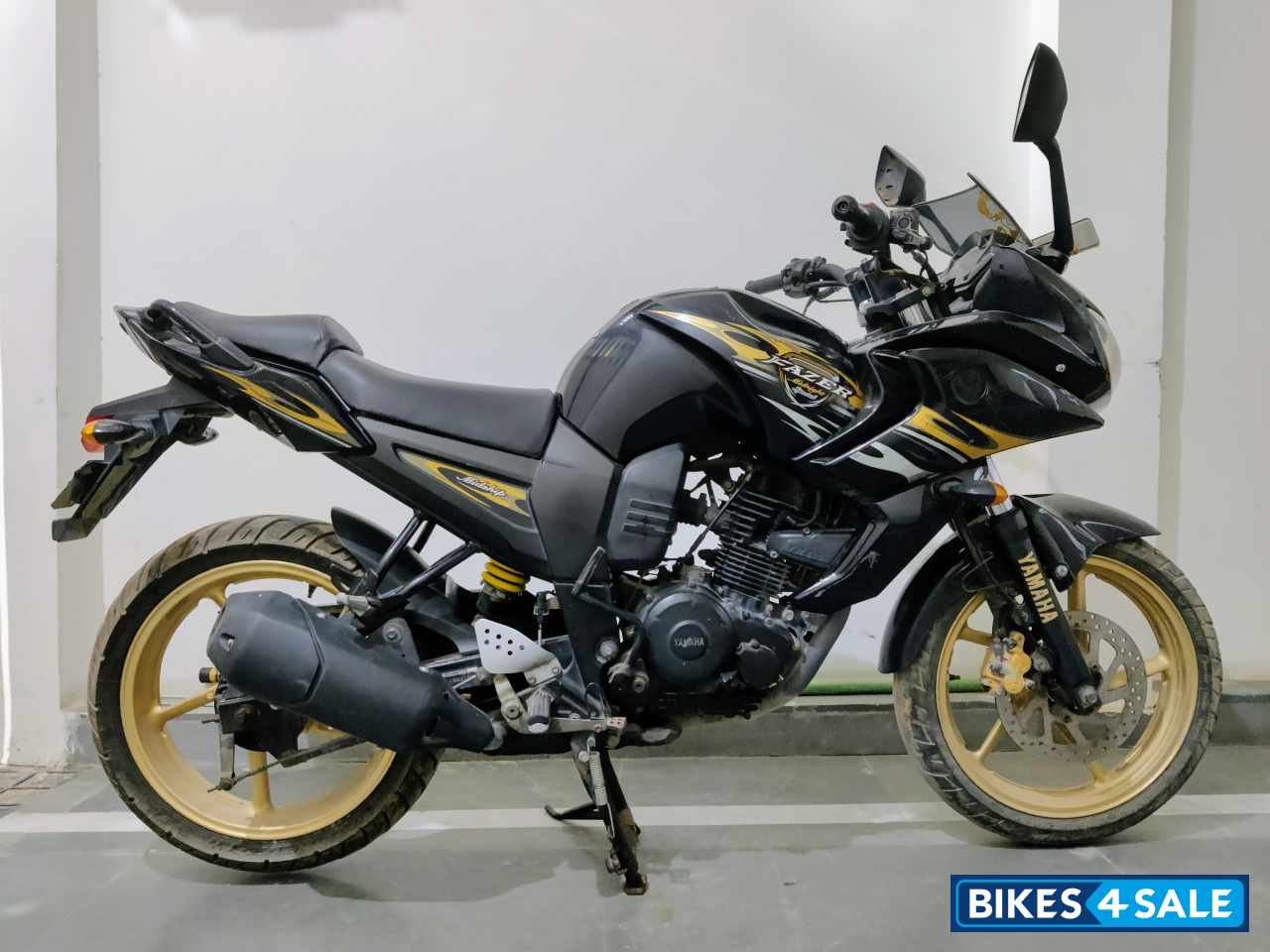 Black Yamaha Fazer Black Yamaha Fazer