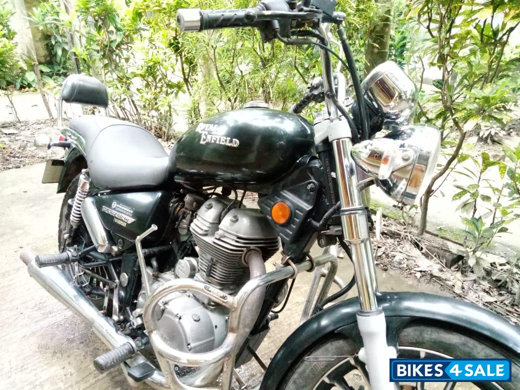 Black Royal Enfield Thunderbird TwinSpark 350