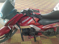 Red Mahindra Centuro