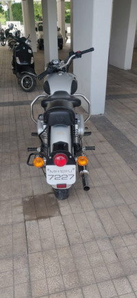 Royal Enfield Classic 350