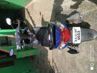 Blue White Yamaha Ray