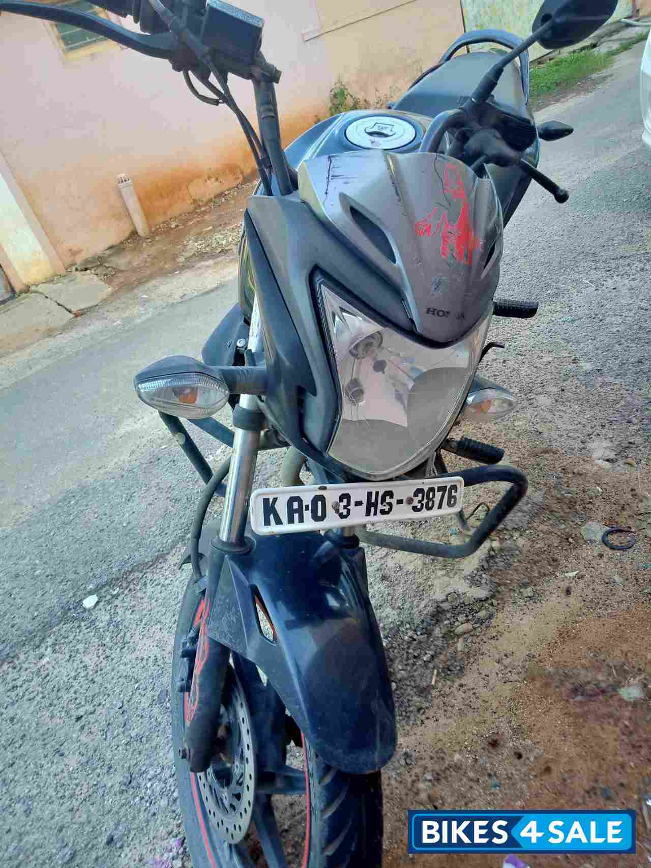 Black Honda CB Trigger