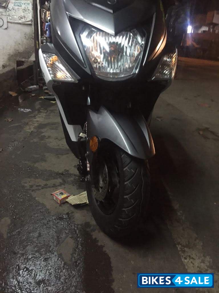 Yamaha Cygnus Ray ZR