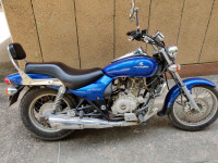 Bajaj Avenger 220 DTS-i