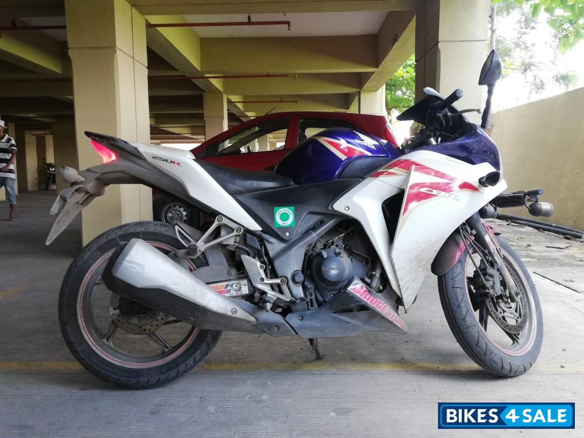 Blue Honda CBR 250R ABS