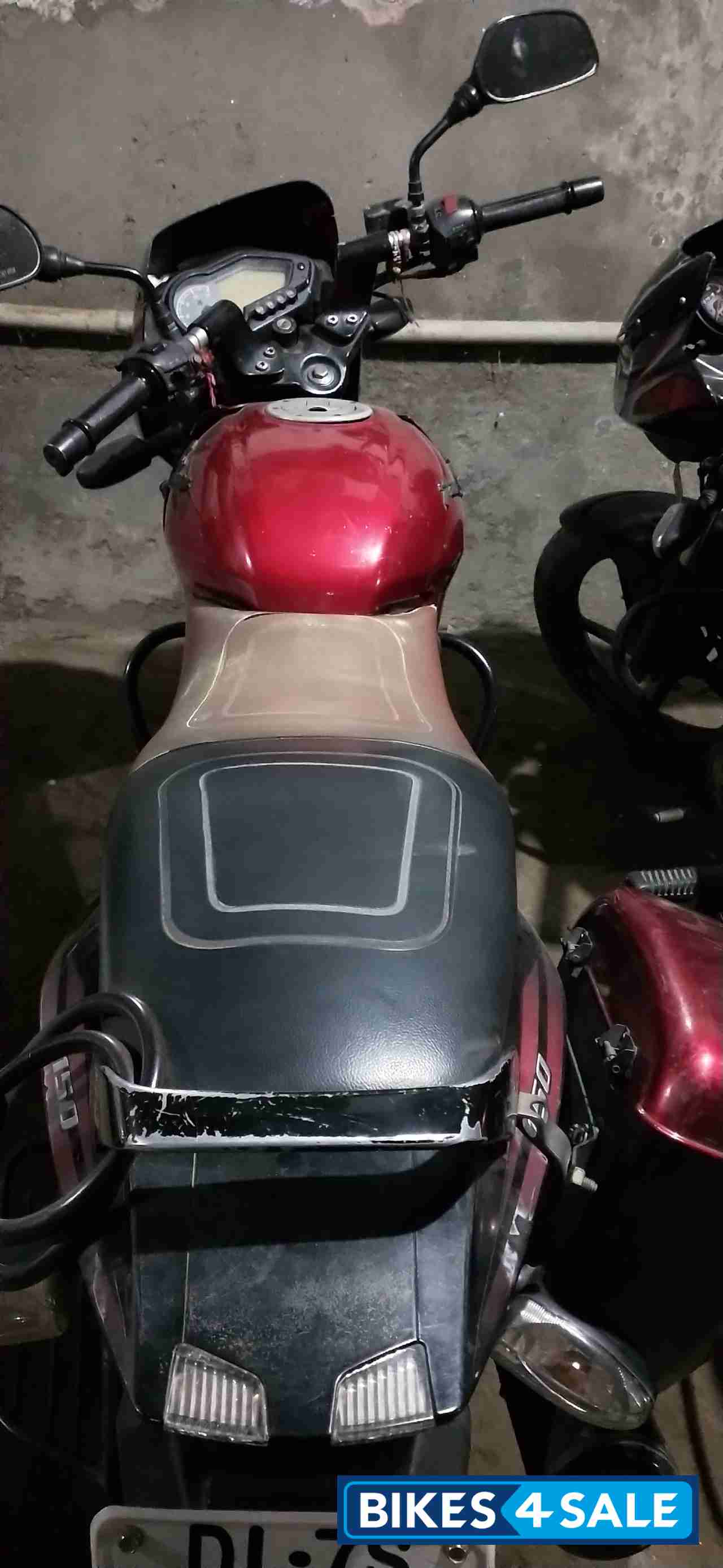 Wine Red Bajaj Pulsar 150 Classic