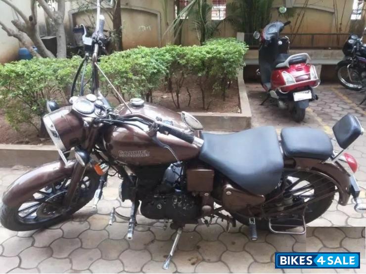 Royal Enfield Classic 500