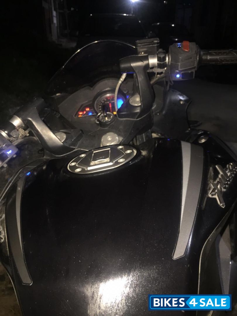 Graphite Black Bajaj Pulsar RS 200 ABS Graphite Black Bajaj Pulsar RS 200 ABS